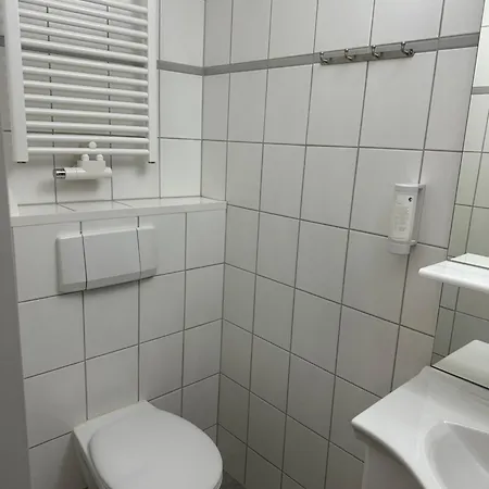 Myarpatment 4 * אסן